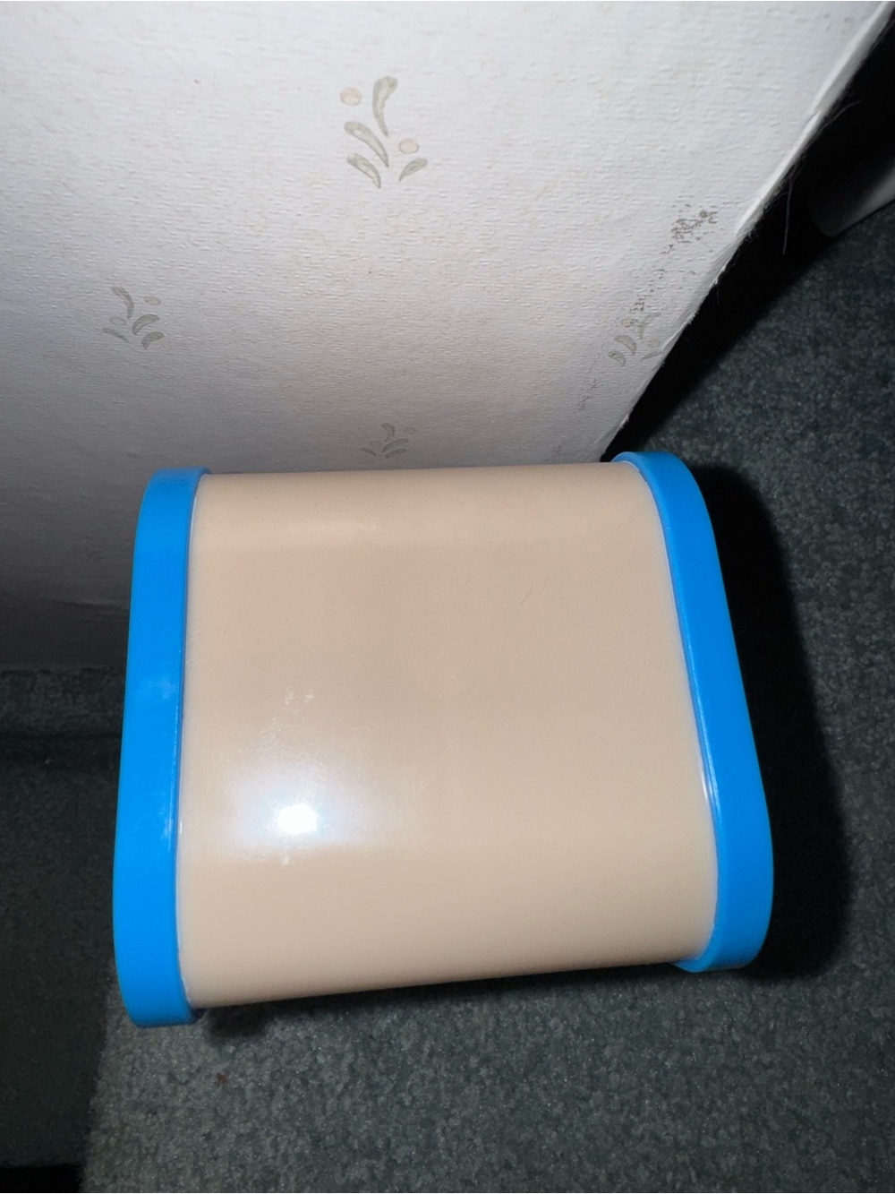 Disney Trash Can Candy Container - Magic Kingdom Fantasyland - Picture 3 of 6